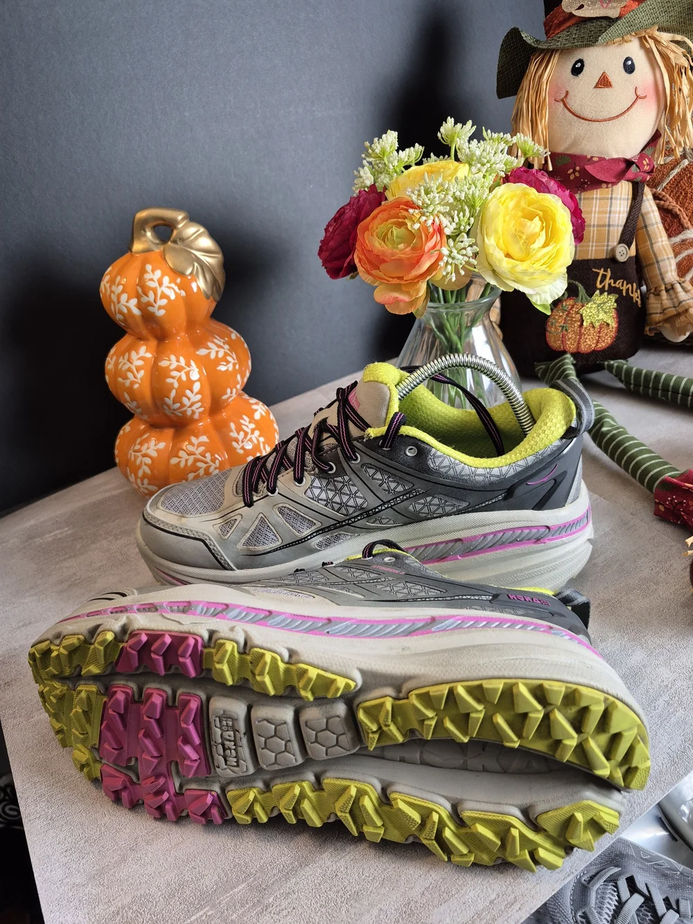 Hoka Stinson 3 Women's Gray & Pink Trail Running Shoes.Size 9.5